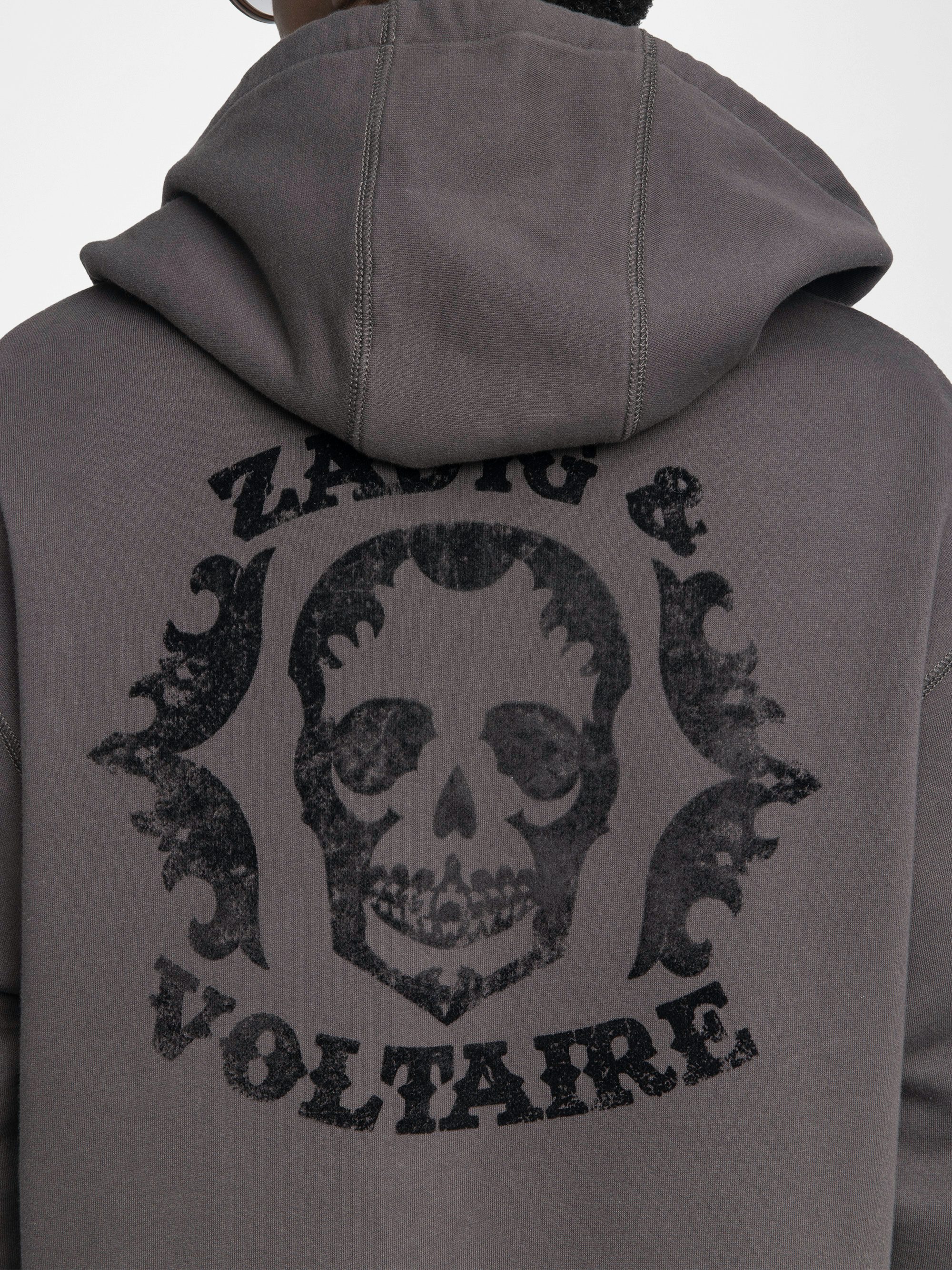 Sacha Sweatshirt - Hooded sweatshirt with zip closure, long sleeves and back print.